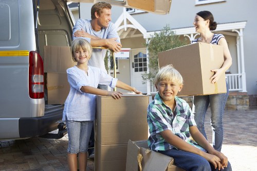 Small removals service for flats and apartments in Kingston