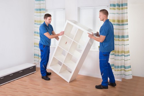 Reliable local moving support in Kingston for homes and businesses